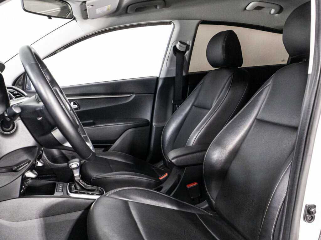 Купить Kia Rio с пробегом. Фото: #19