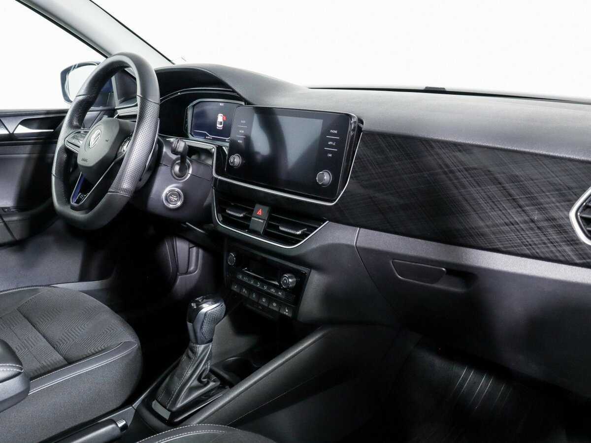 Купить Volkswagen Polo с пробегом. Фото: #8