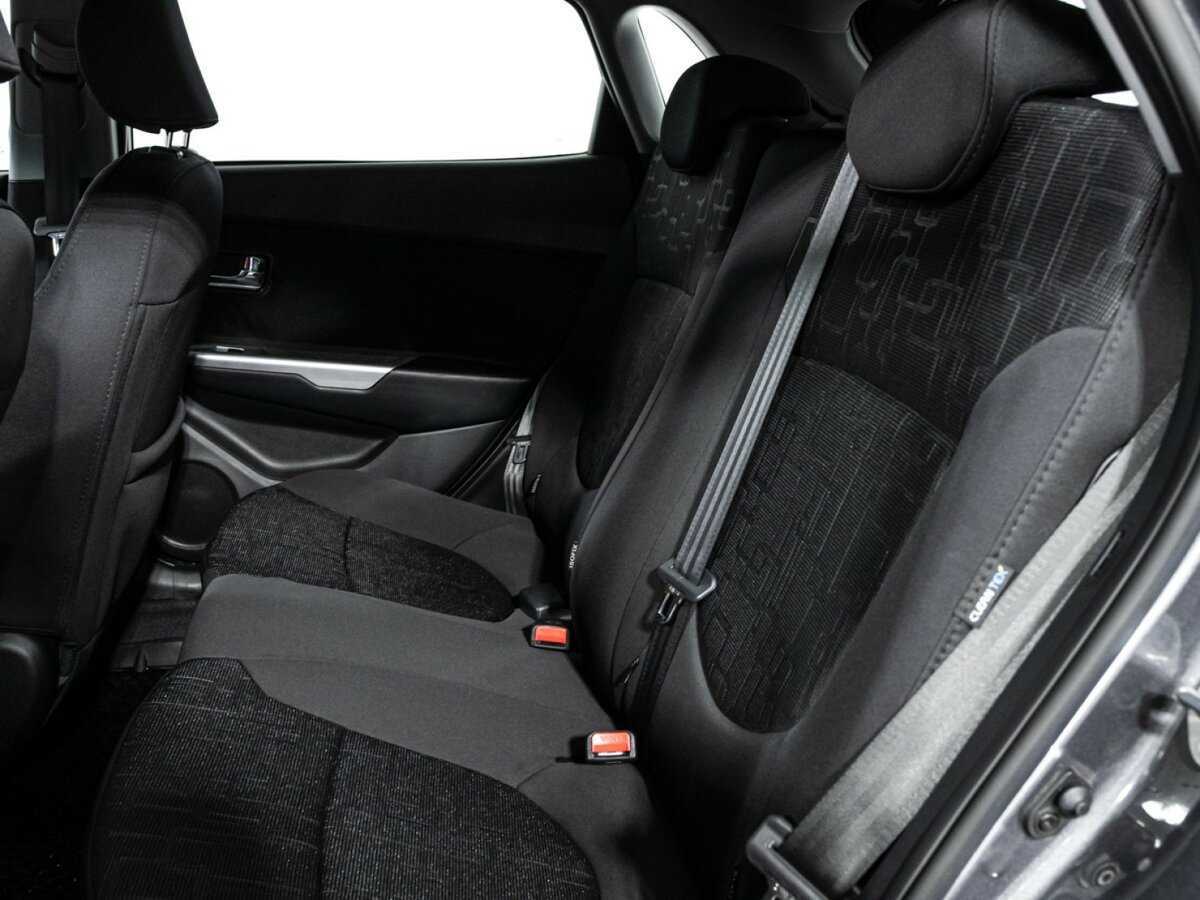 Купить Kia Rio с пробегом. Фото: #9