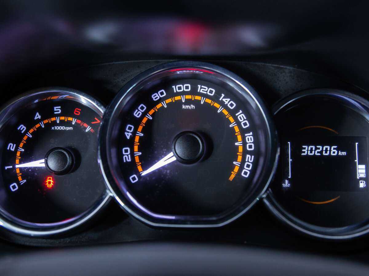 Купить Lada (ВАЗ) Largus с пробегом. Фото: #12