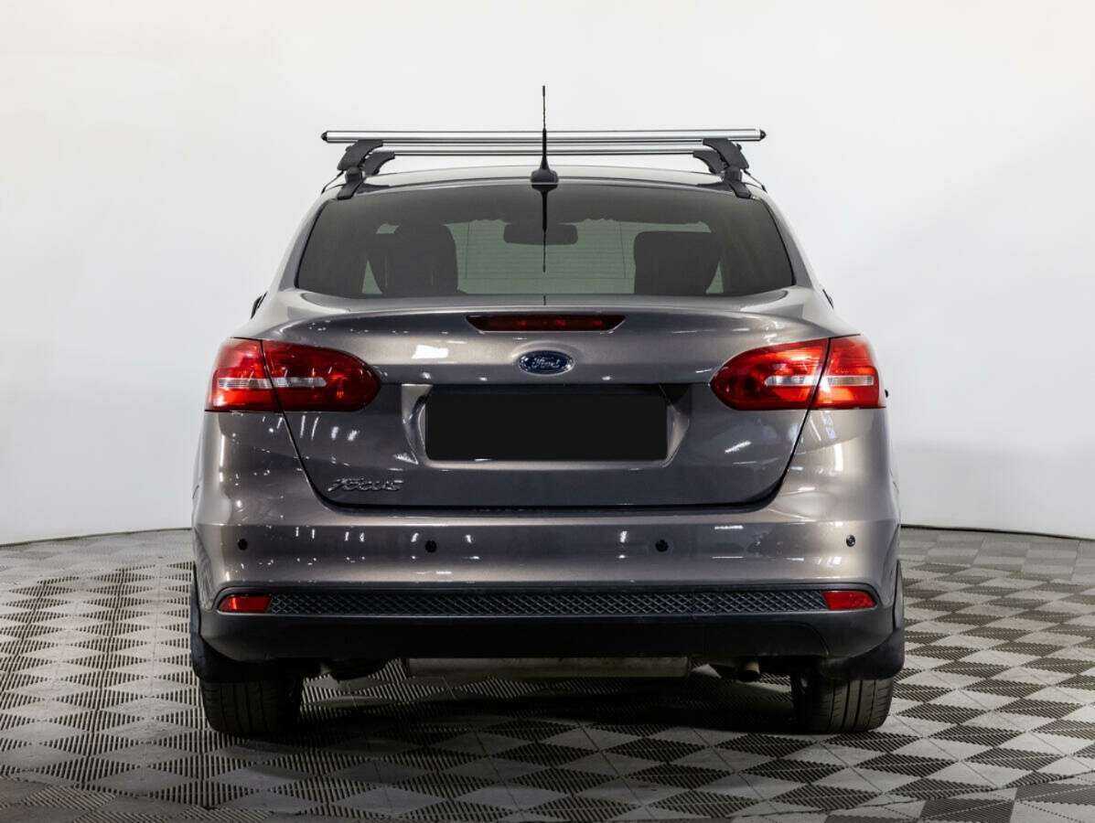 Купить Ford Focus с пробегом. Фото: #4