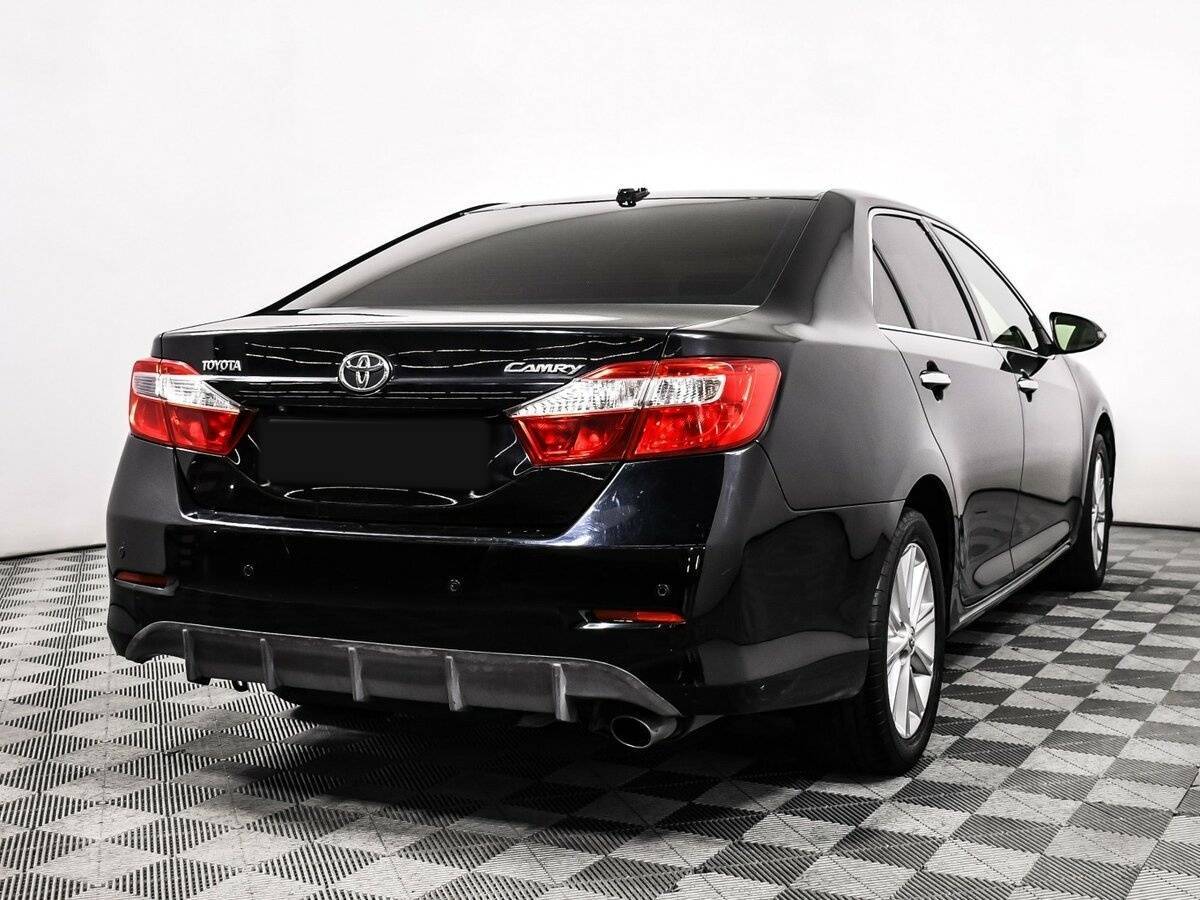 Купить Toyota Camry с пробегом. Фото: #4