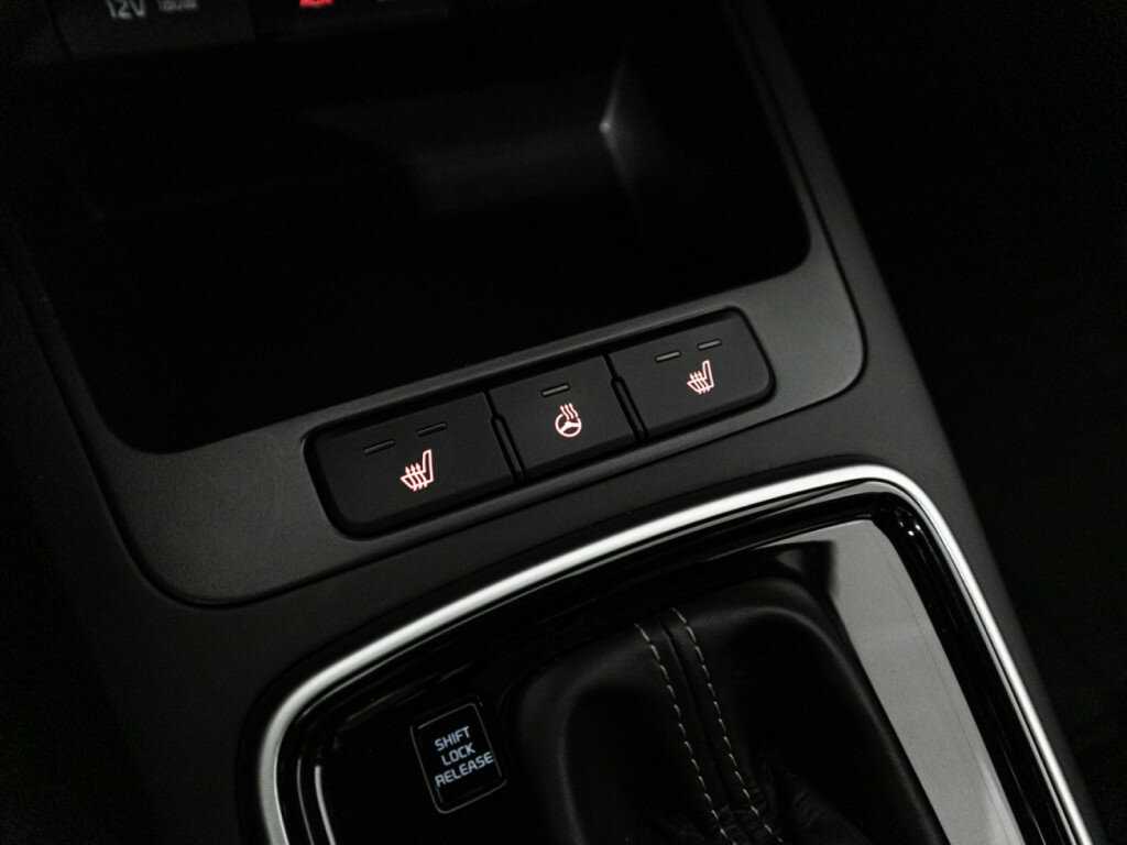 Купить Kia Rio с пробегом. Фото: #16