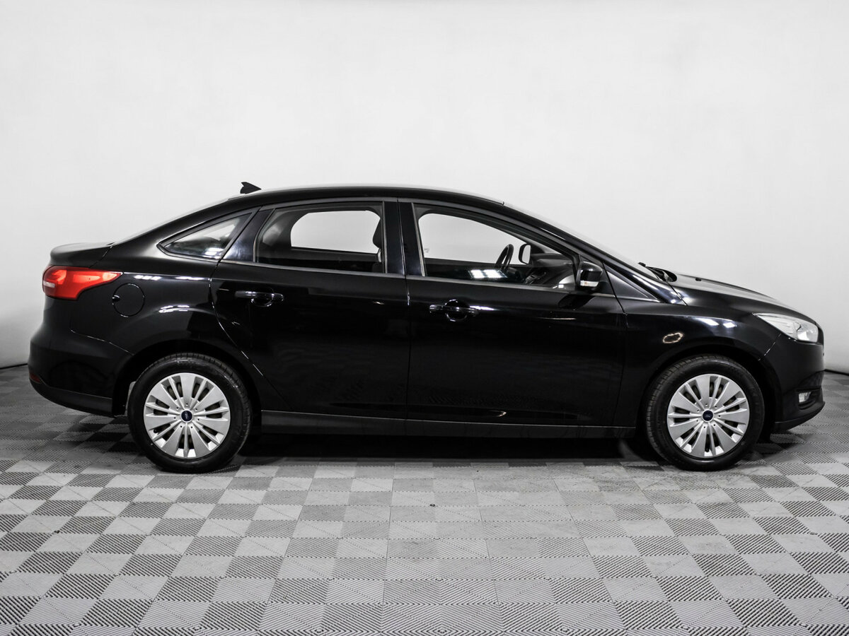 Купить Ford Focus с пробегом. Фото: #3