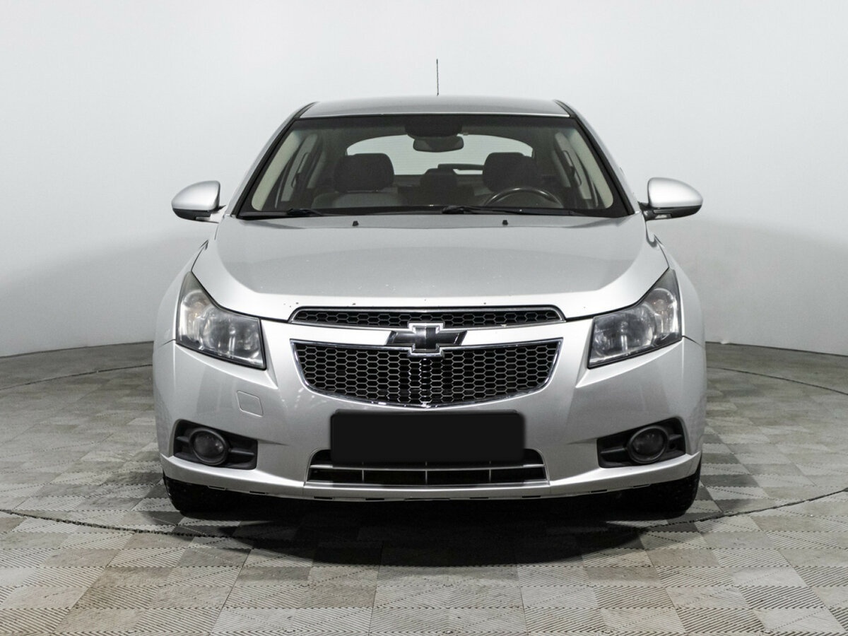 Купить Chevrolet Cruze с пробегом. Фото: #1