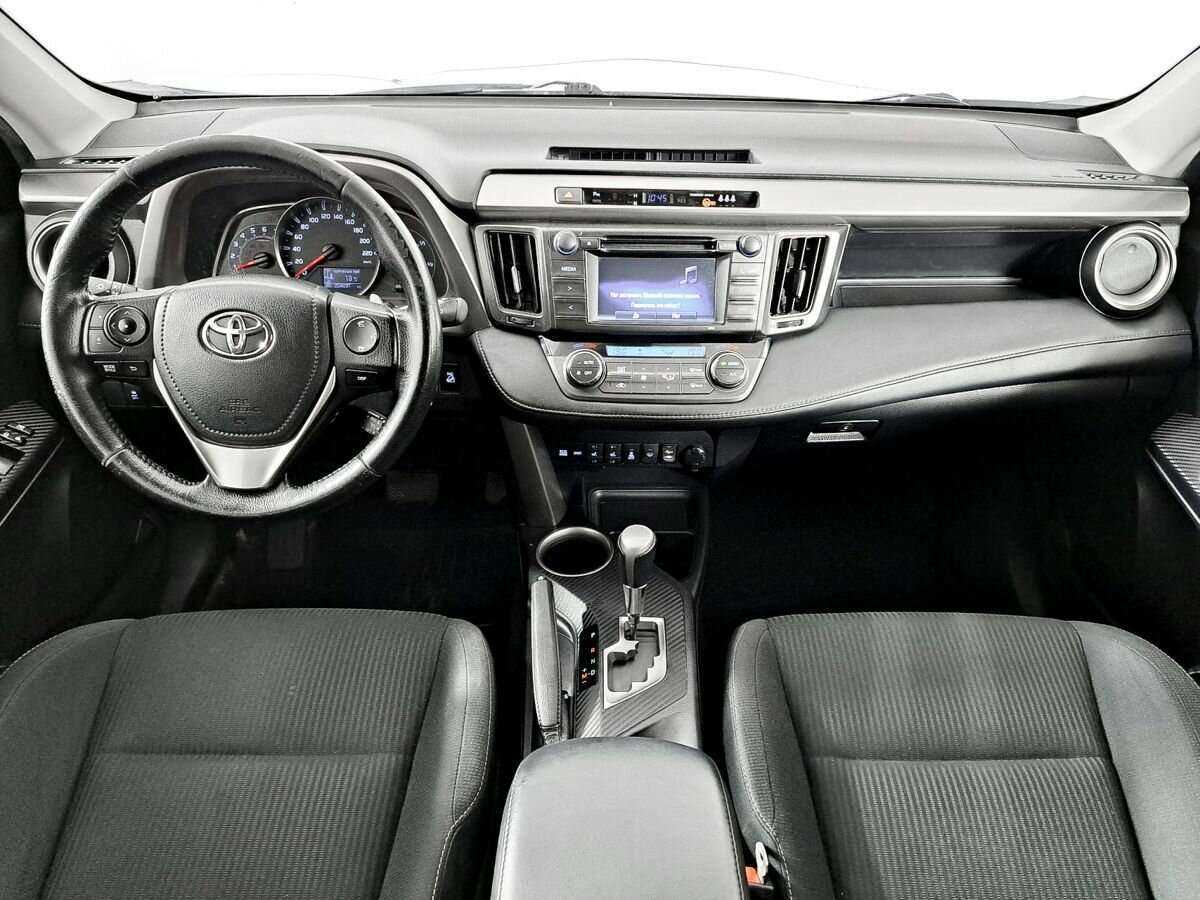Купить Toyota RAV4 с пробегом. Фото: #9