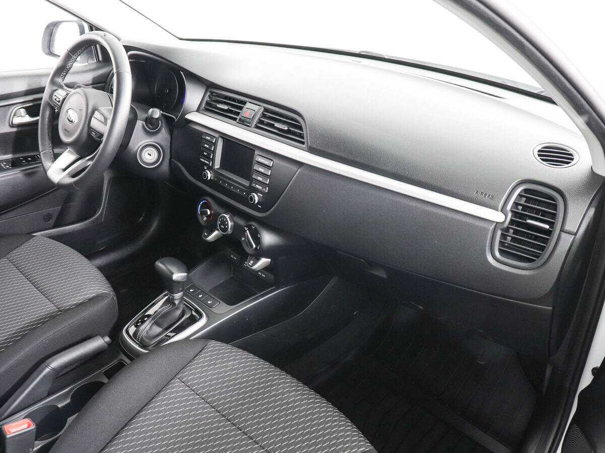 Купить Kia Rio с пробегом. Фото: #9