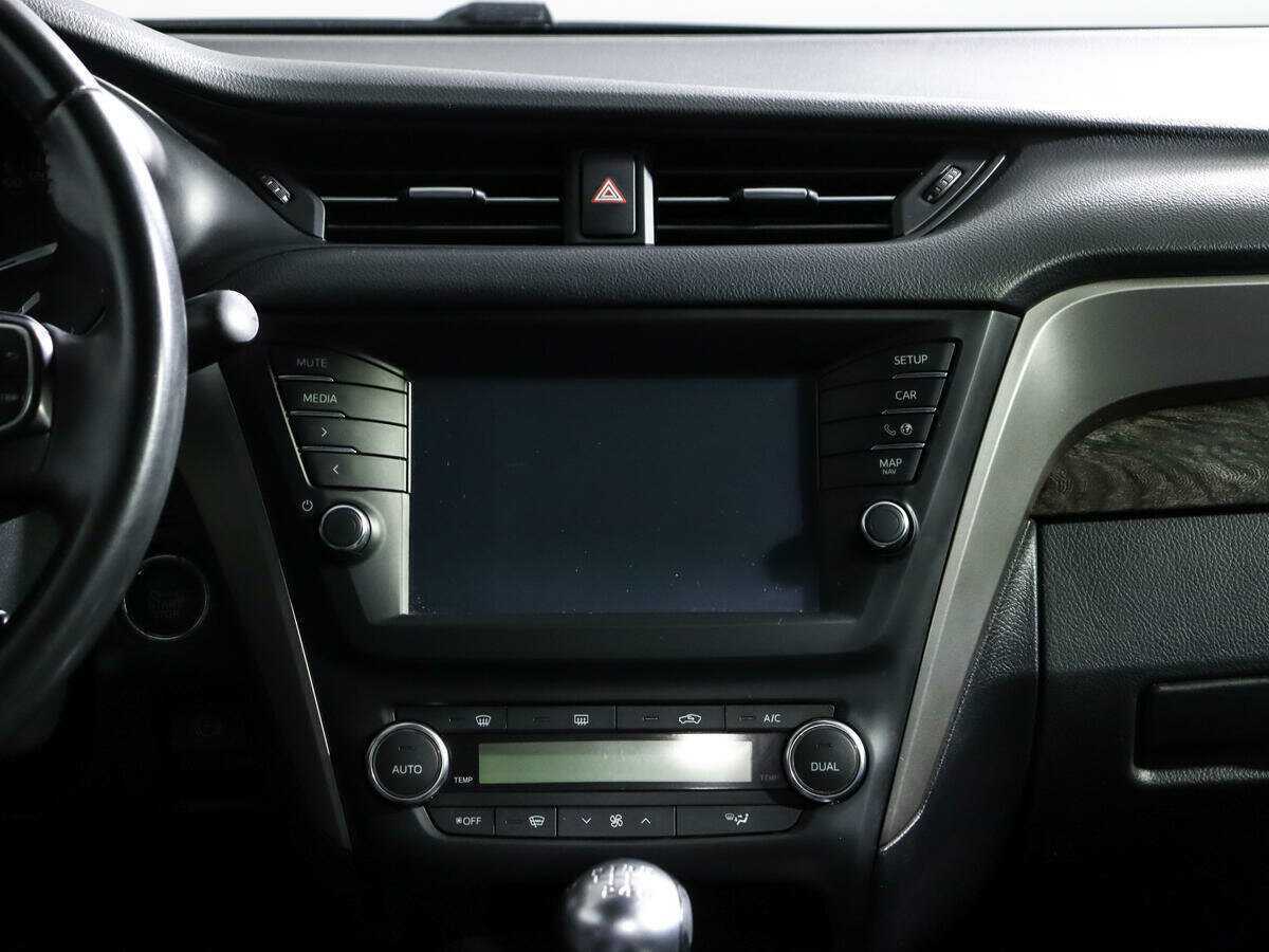 Купить Toyota Avensis с пробегом. Фото: #9