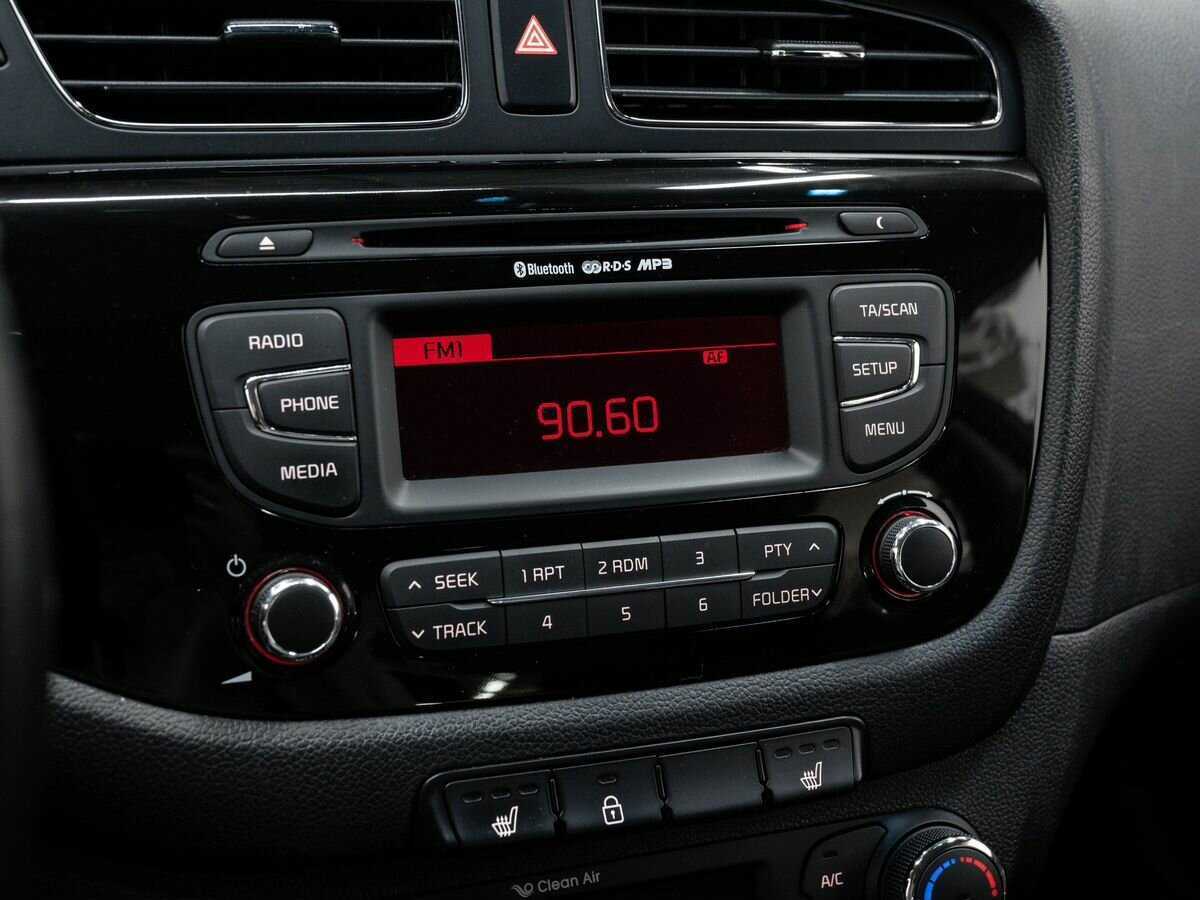 Купить Kia Ceed с пробегом. Фото: #19