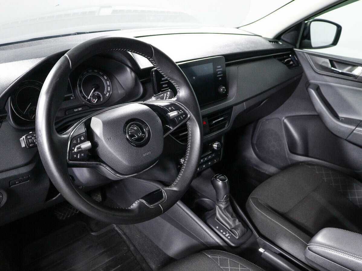 Купить Skoda Rapid с пробегом. Фото: #11