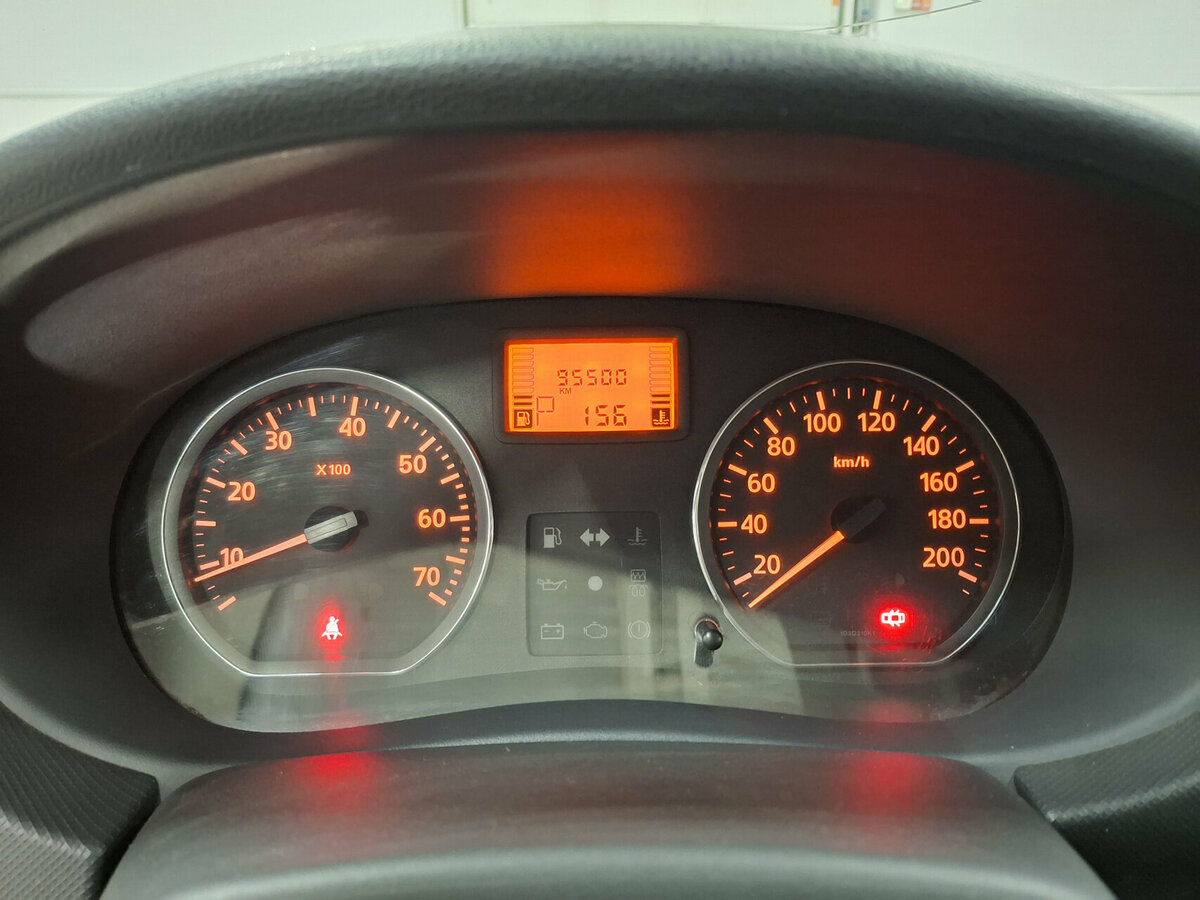 Купить Renault Sandero с пробегом. Фото: #12