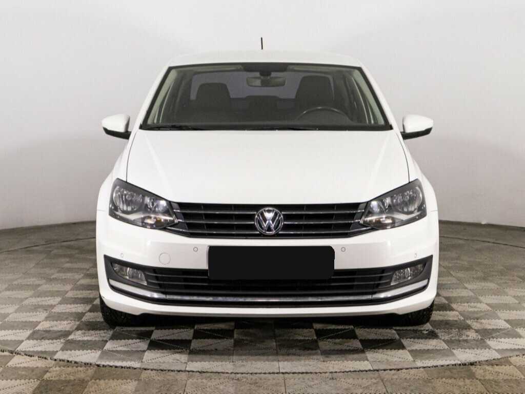 Купить Volkswagen Polo с пробегом. Фото: #1