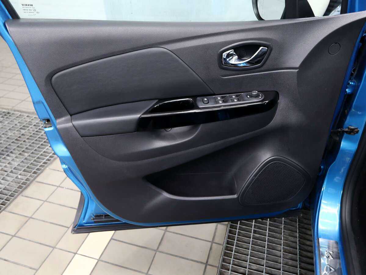 Купить Renault Kaptur с пробегом. Фото: #13