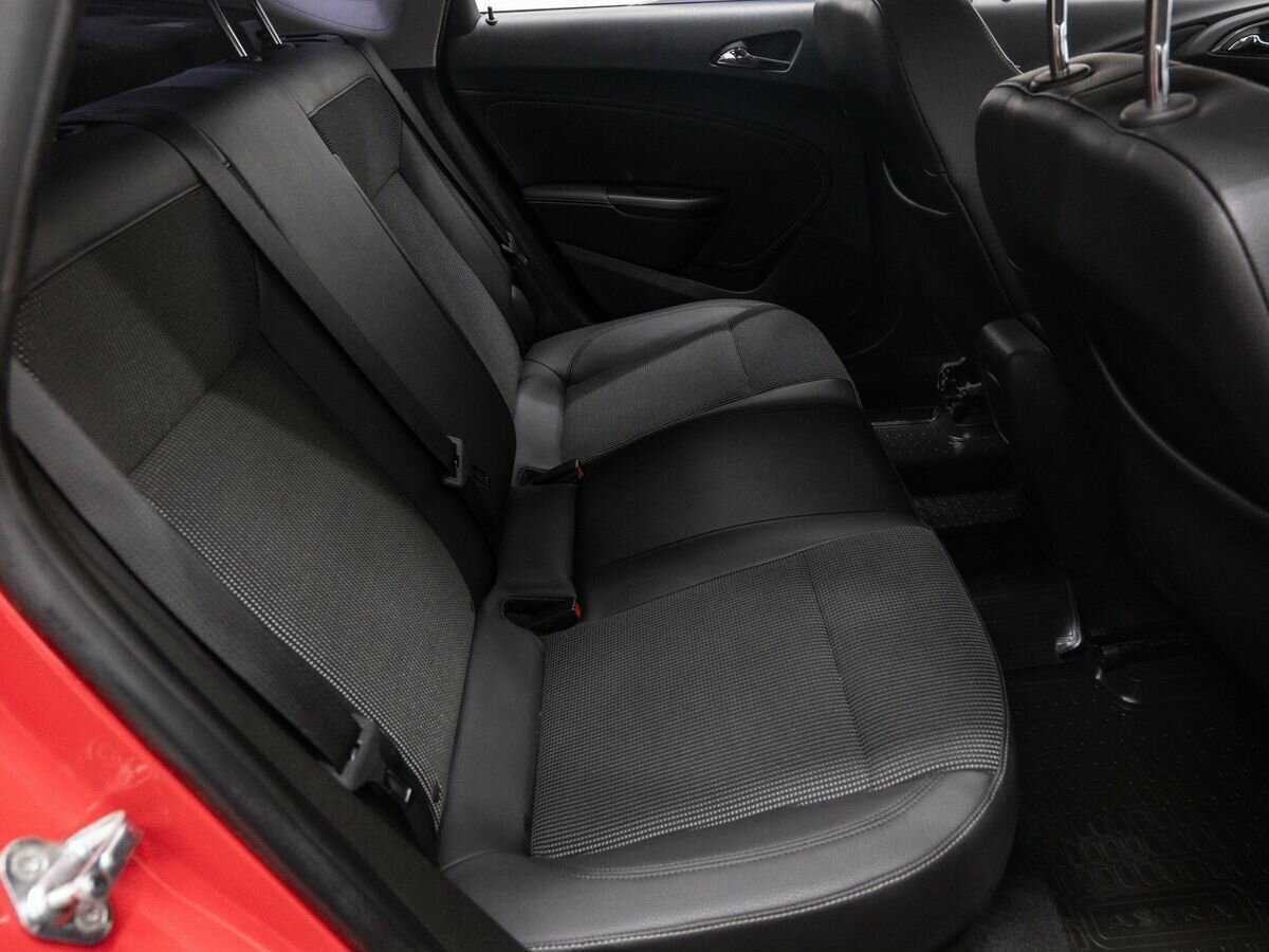 Купить Opel Astra с пробегом. Фото: #8