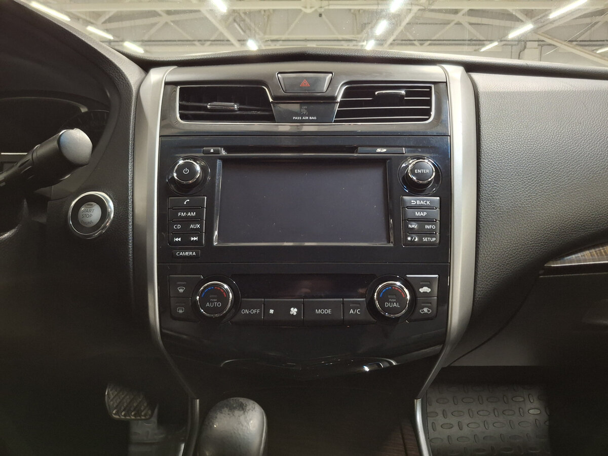 Купить Nissan Teana с пробегом. Фото: #14