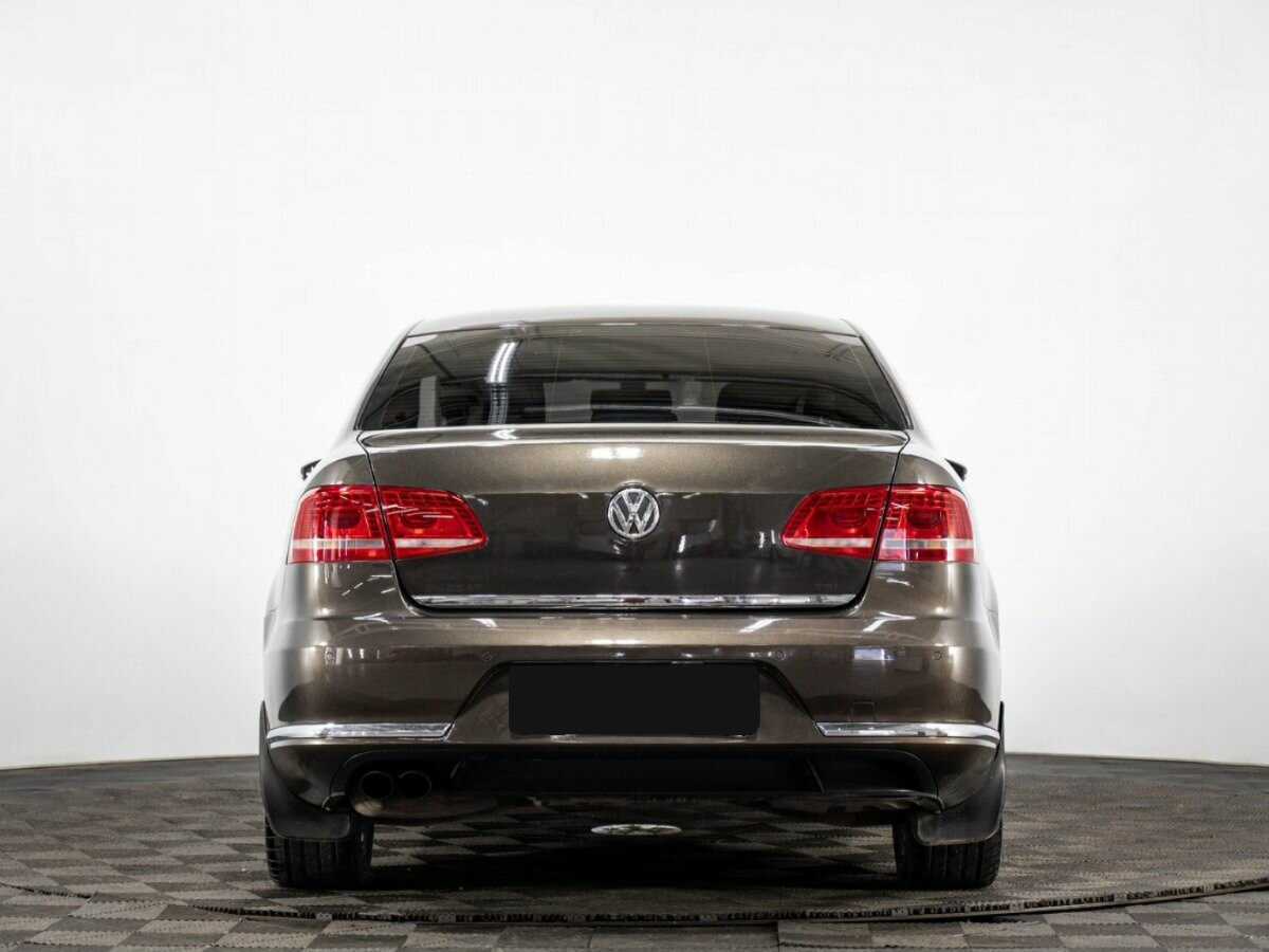 Купить Volkswagen Passat с пробегом. Фото: #4