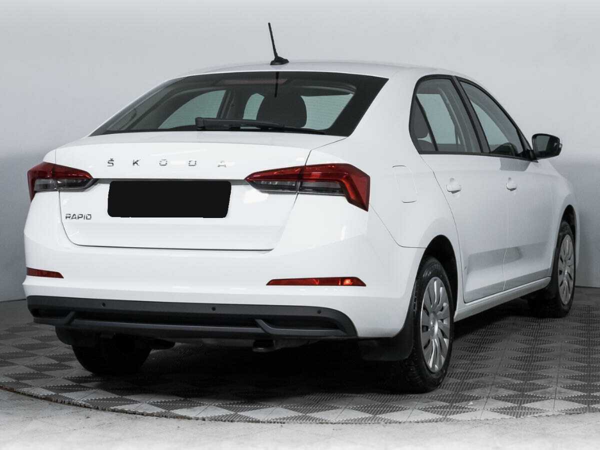 Купить Skoda Rapid с пробегом. Фото: #4