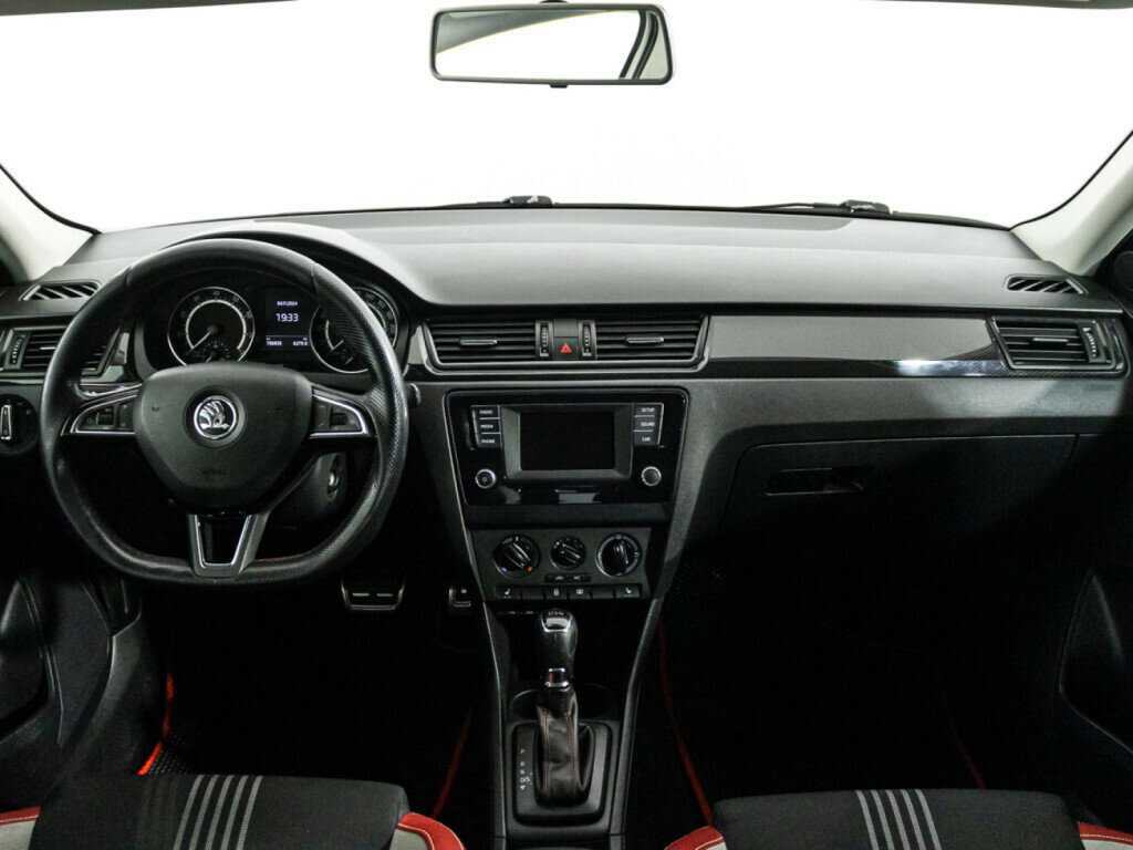 Купить Skoda Rapid с пробегом. Фото: #12