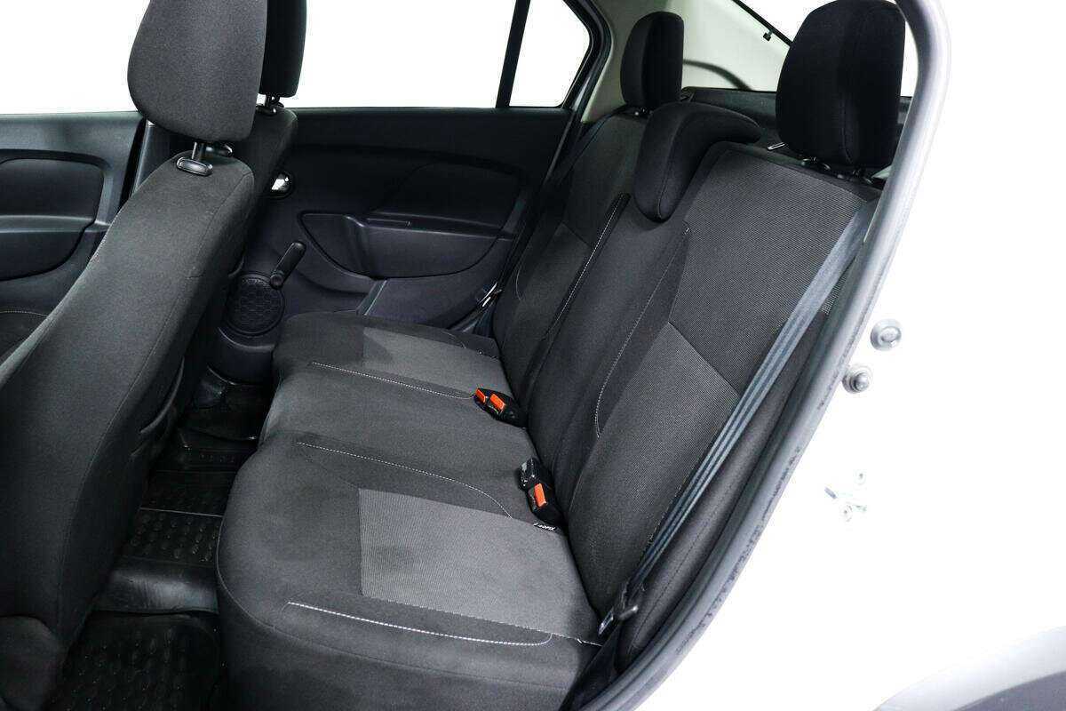 Купить Renault Logan с пробегом. Фото: #11