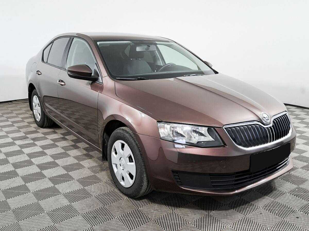 Купить Skoda Octavia с пробегом. Фото: #2