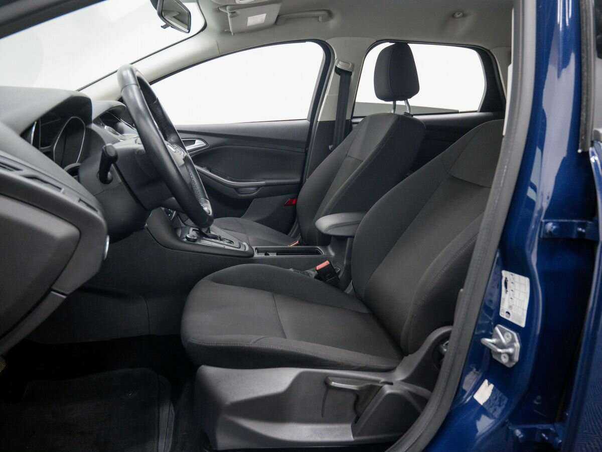 Купить Ford Focus с пробегом. Фото: #10