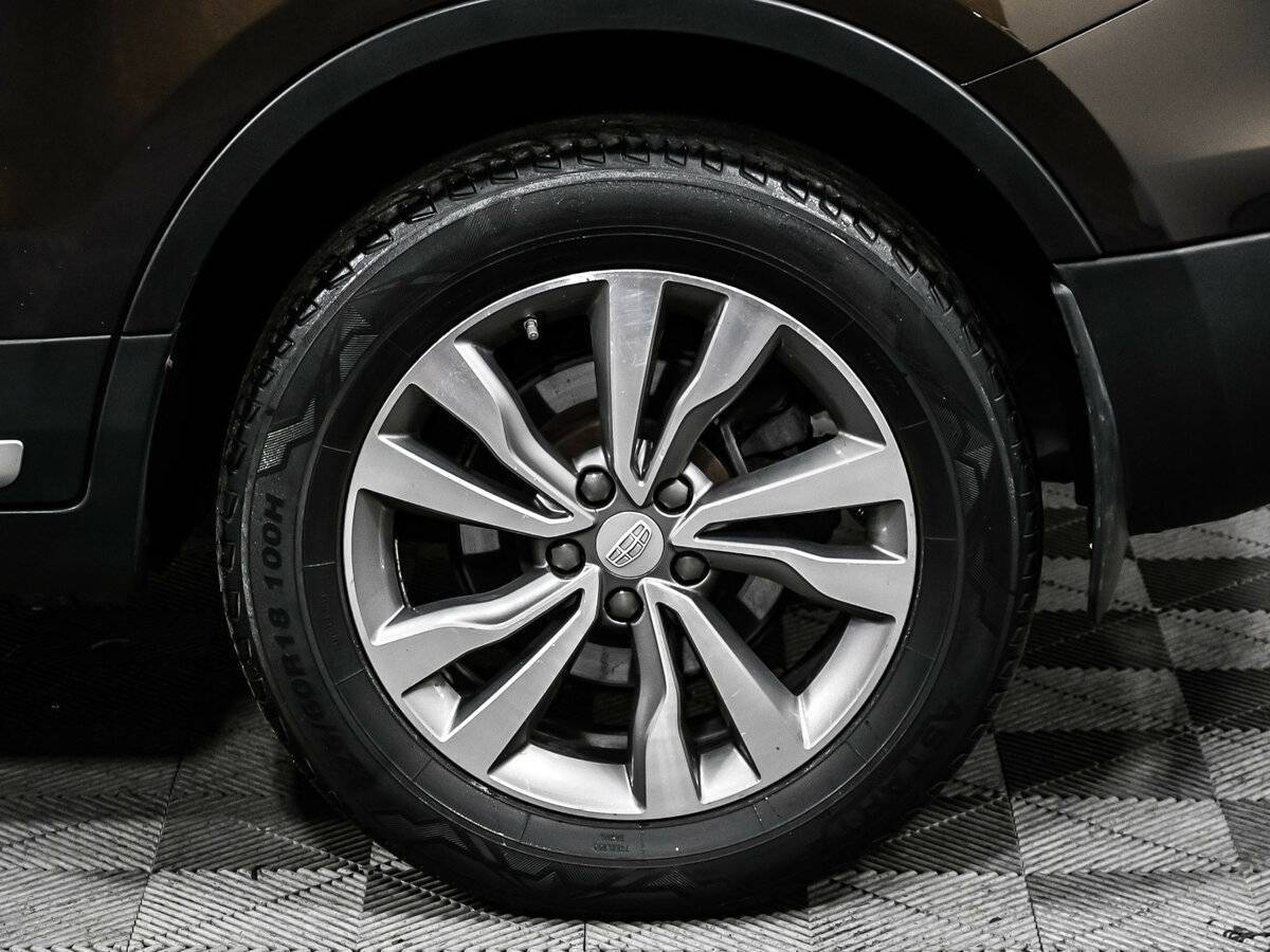 Купить Geely Atlas с пробегом. Фото: #13