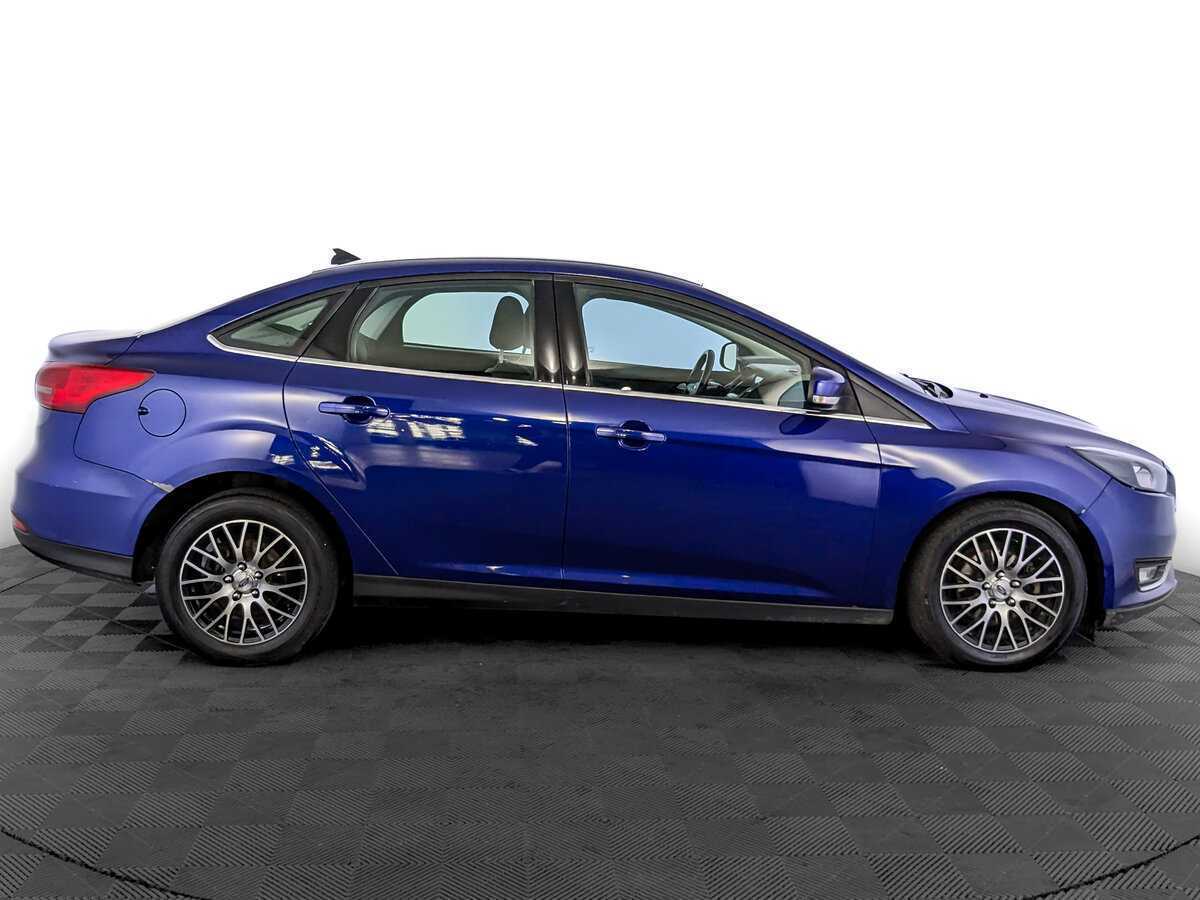Купить Ford Focus с пробегом. Фото: #3