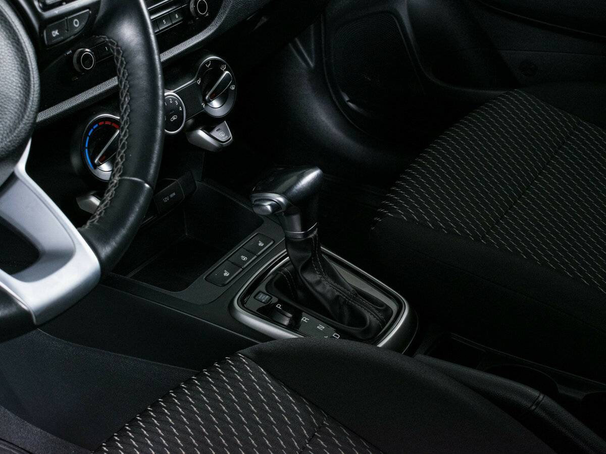 Купить Kia Rio с пробегом. Фото: #11