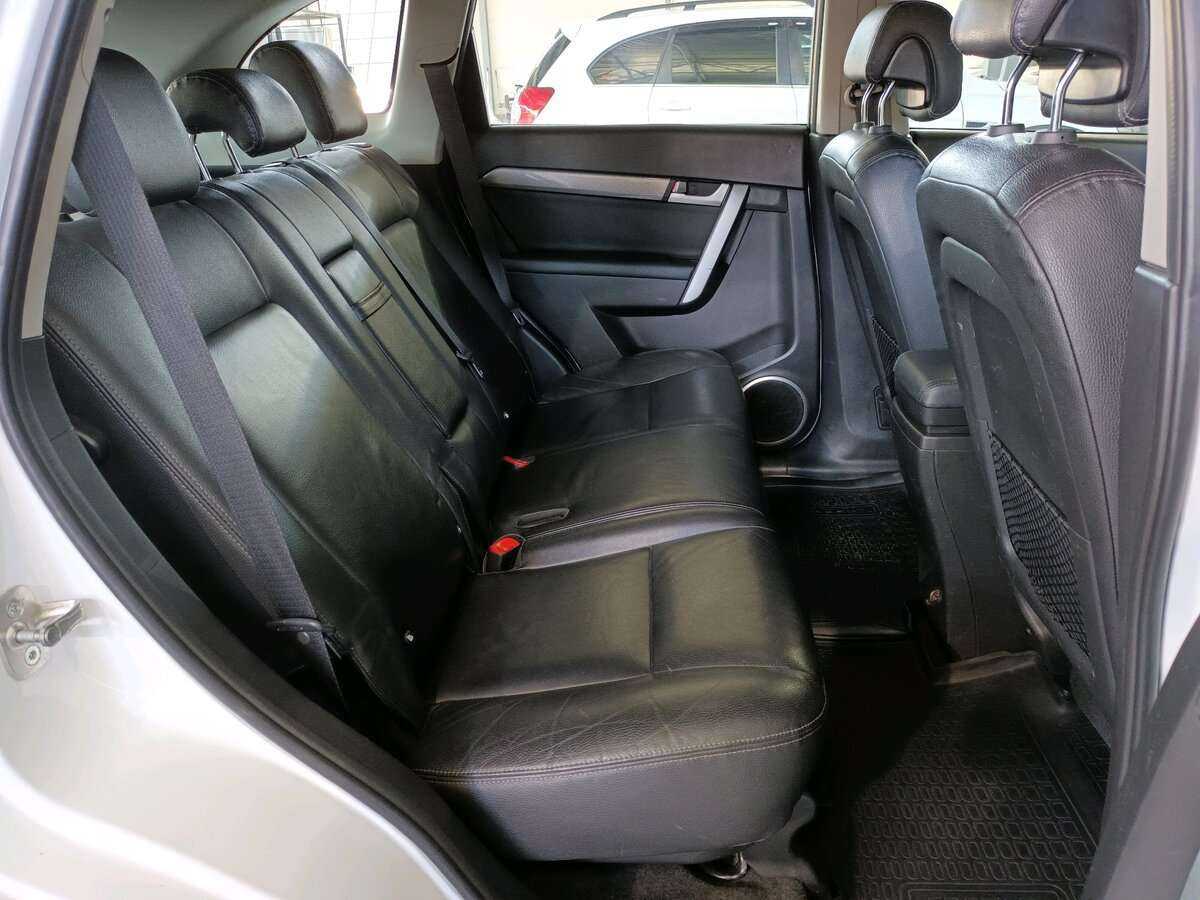 Купить Chevrolet Captiva с пробегом. Фото: #16
