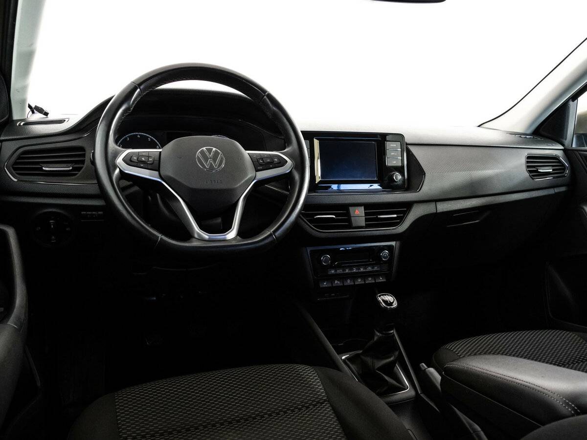 Купить Volkswagen Polo с пробегом. Фото: #10