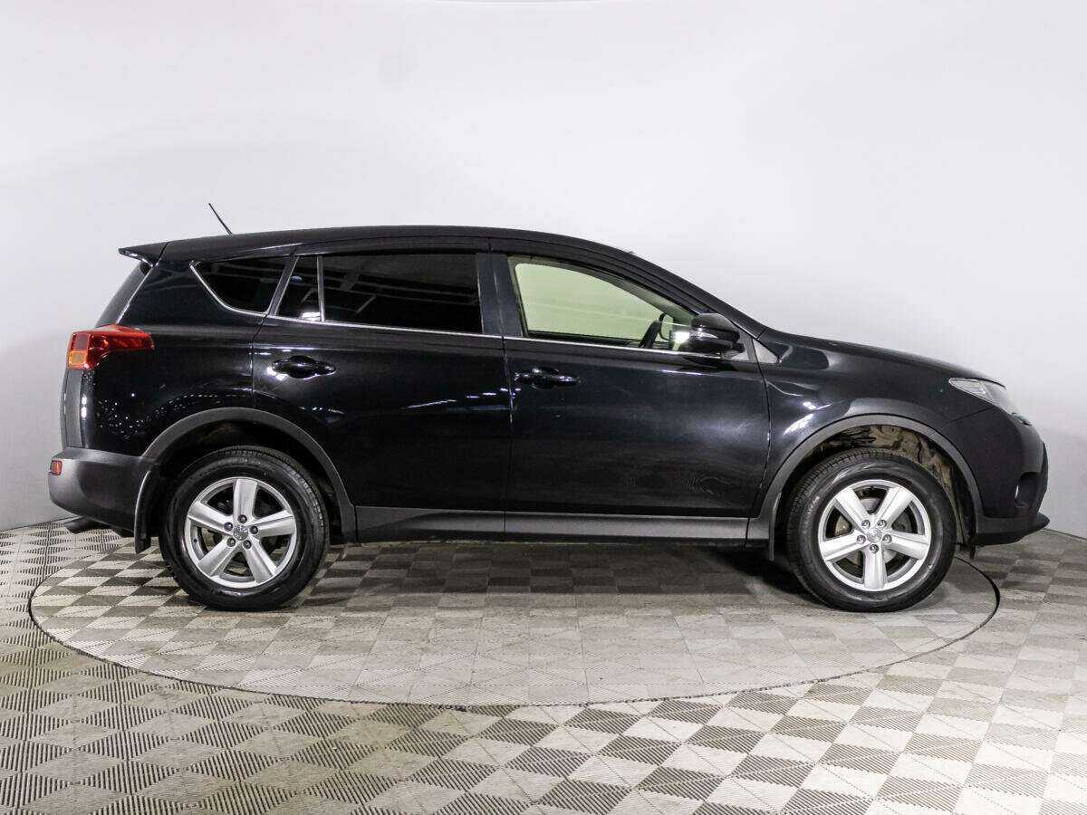 Купить Toyota RAV4 с пробегом. Фото: #3