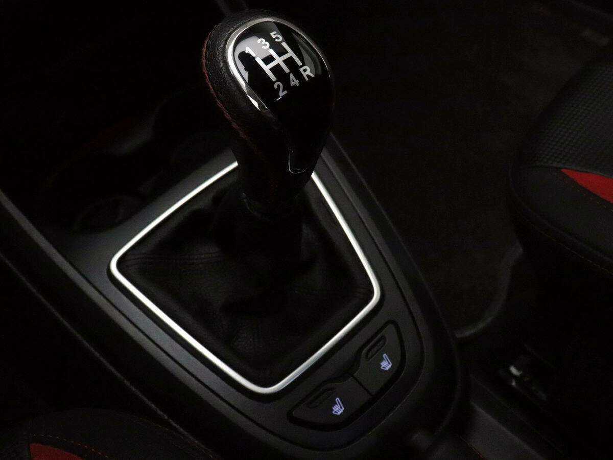 Купить Lada (ВАЗ) Vesta с пробегом. Фото: #11