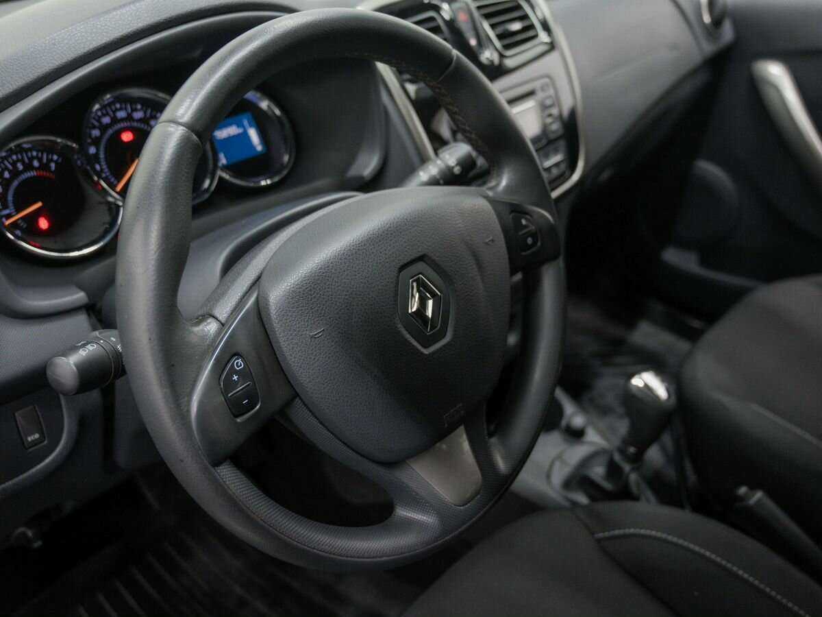 Купить Renault Sandero с пробегом. Фото: #16