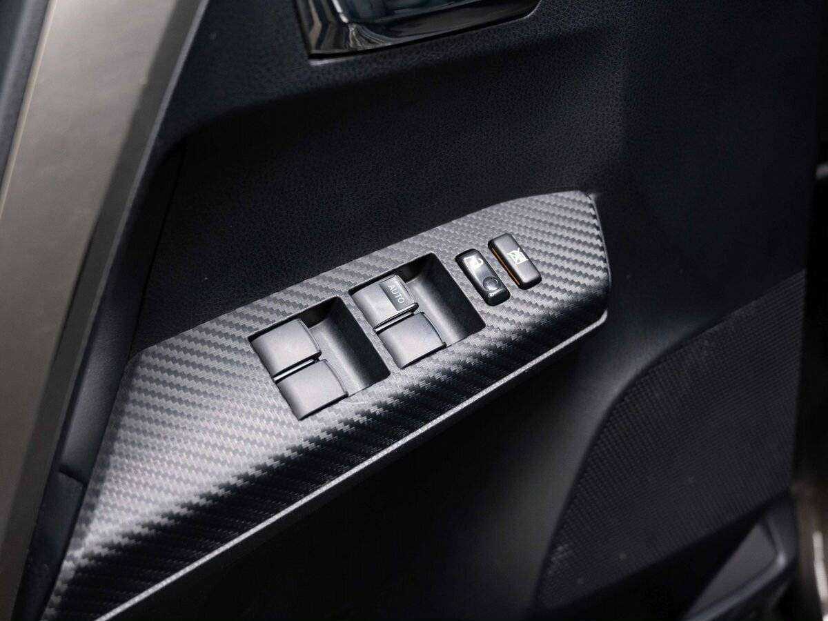 Купить Toyota RAV4 с пробегом. Фото: #18