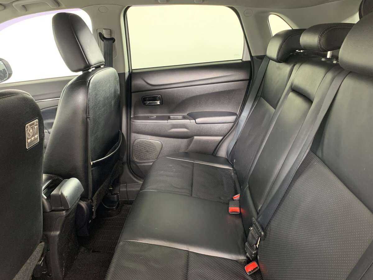 Купить Mitsubishi ASX с пробегом. Фото: #18