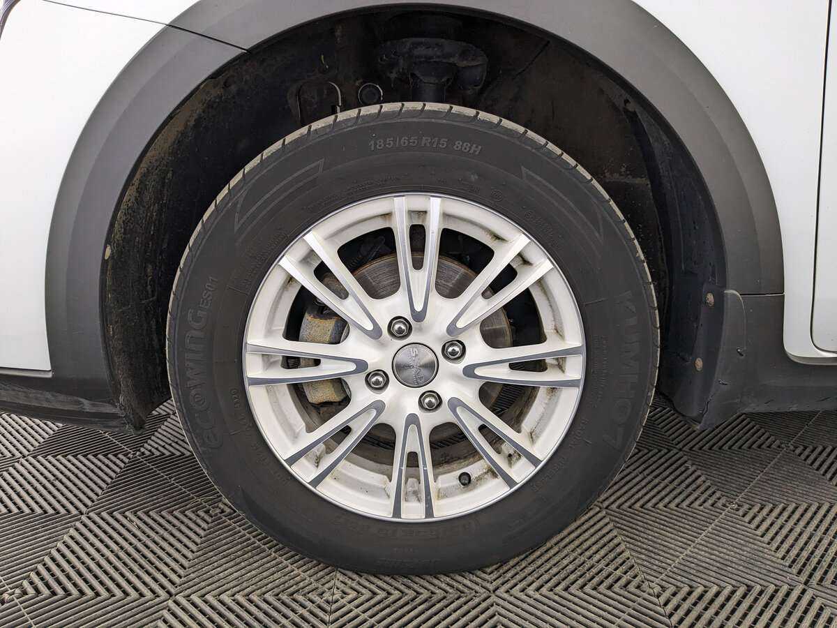 Купить Kia Rio с пробегом. Фото: #8