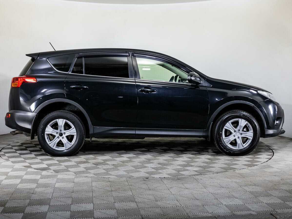 Купить Toyota RAV4 с пробегом. Фото: #3