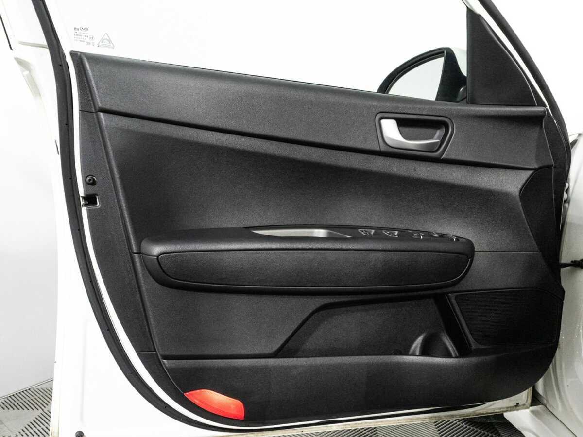 Купить Kia Optima с пробегом. Фото: #24