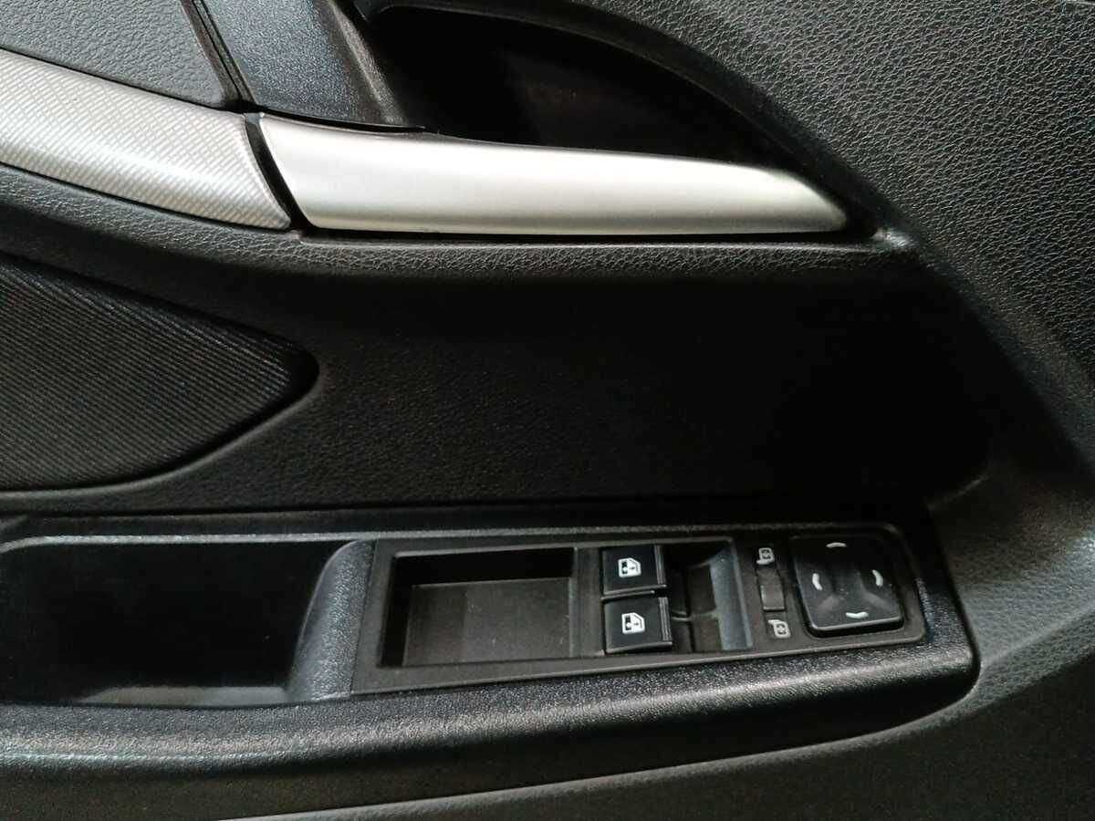 Купить Lada (ВАЗ) Vesta с пробегом. Фото: #16