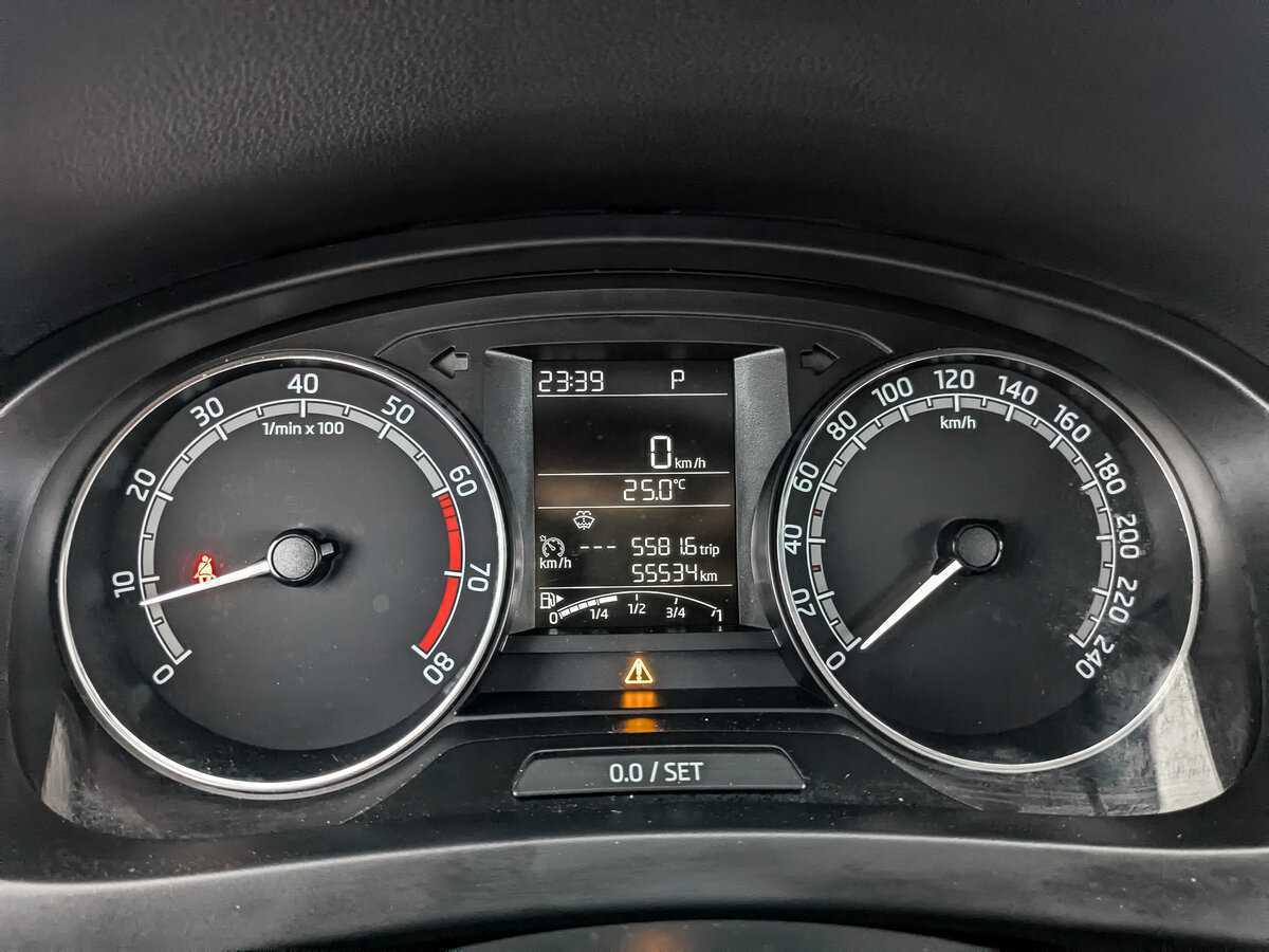 Купить Skoda Rapid с пробегом. Фото: #11