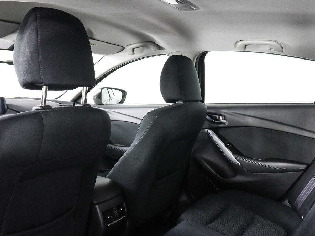 Купить Mazda 6 с пробегом. Фото: #11