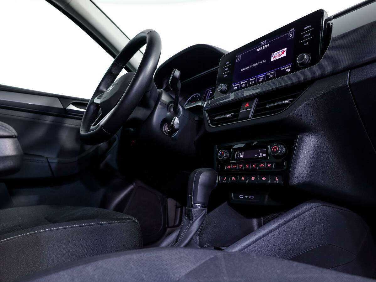 Купить Volkswagen Polo с пробегом. Фото: #20