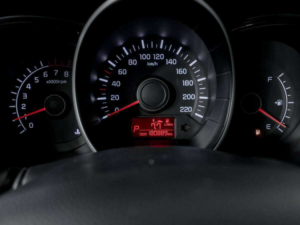 Купить Kia Rio с пробегом. Фото: #10