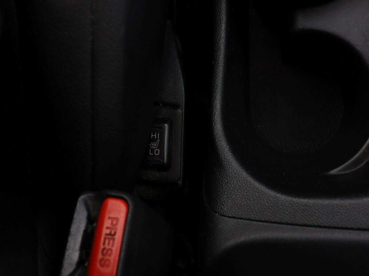 Купить Mitsubishi ASX с пробегом. Фото: #17