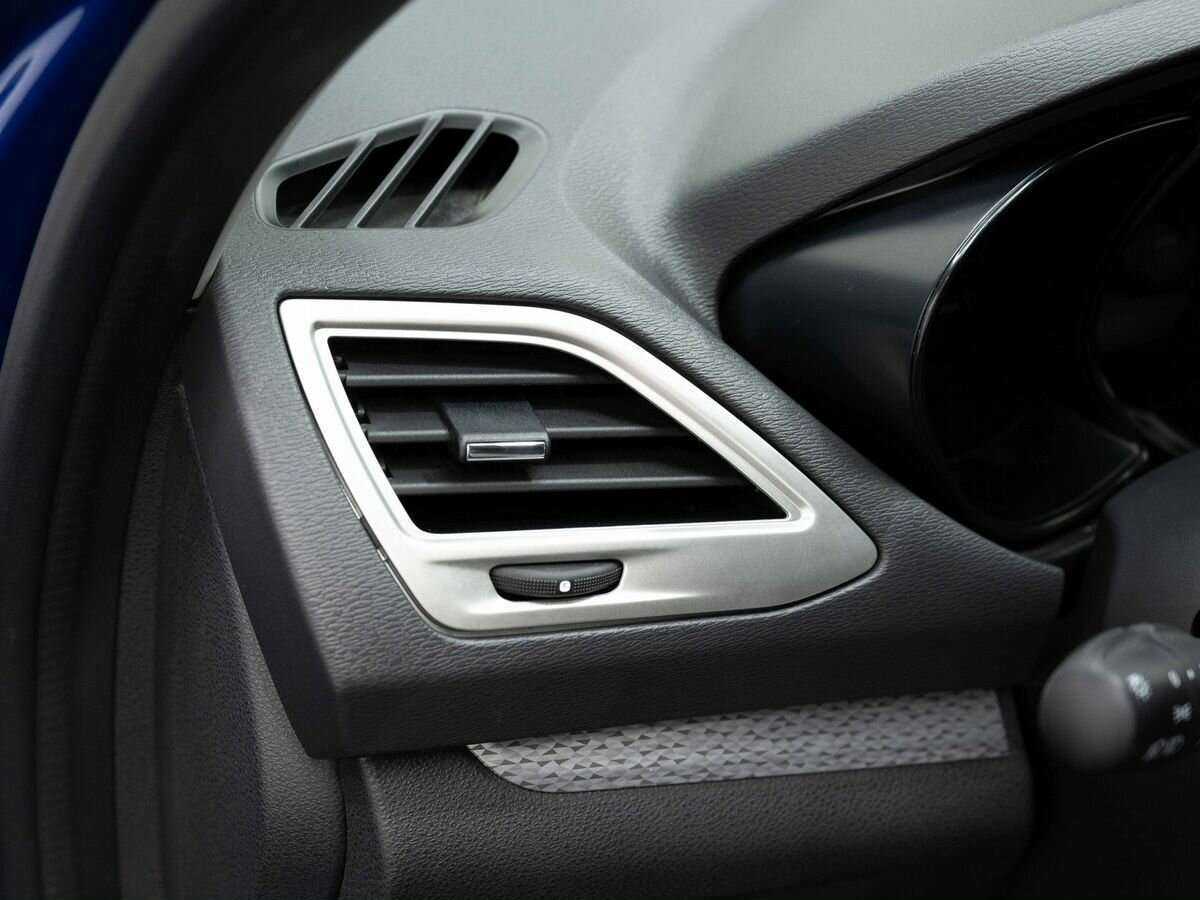 Купить Lada (ВАЗ) Vesta с пробегом. Фото: #23