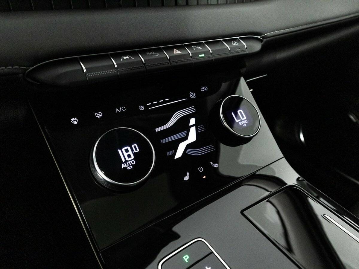 Купить EXEED LX с пробегом. Фото: #18