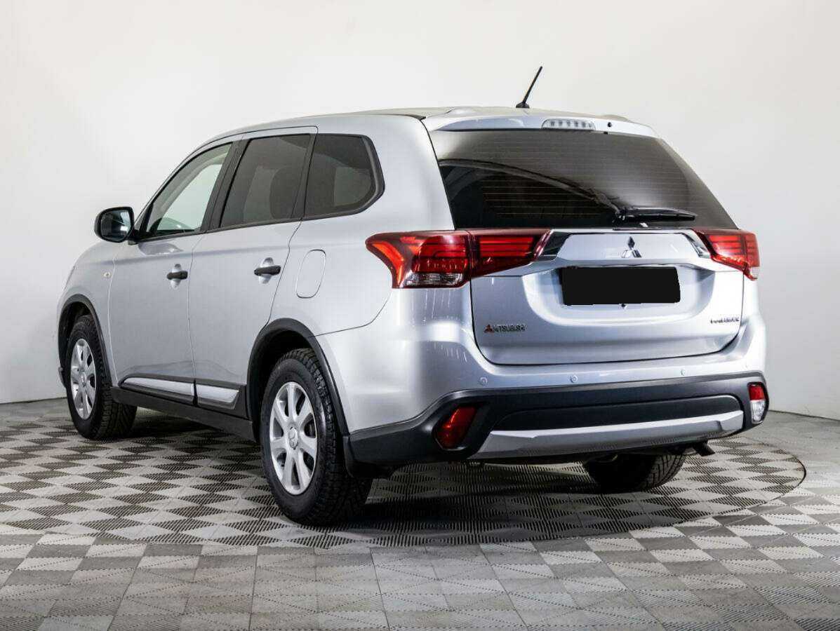 Купить Mitsubishi Outlander с пробегом. Фото: #6
