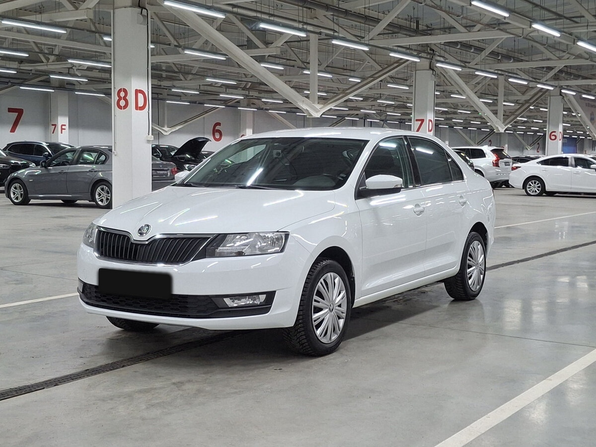 Купить Skoda Rapid с пробегом. Фото: #0