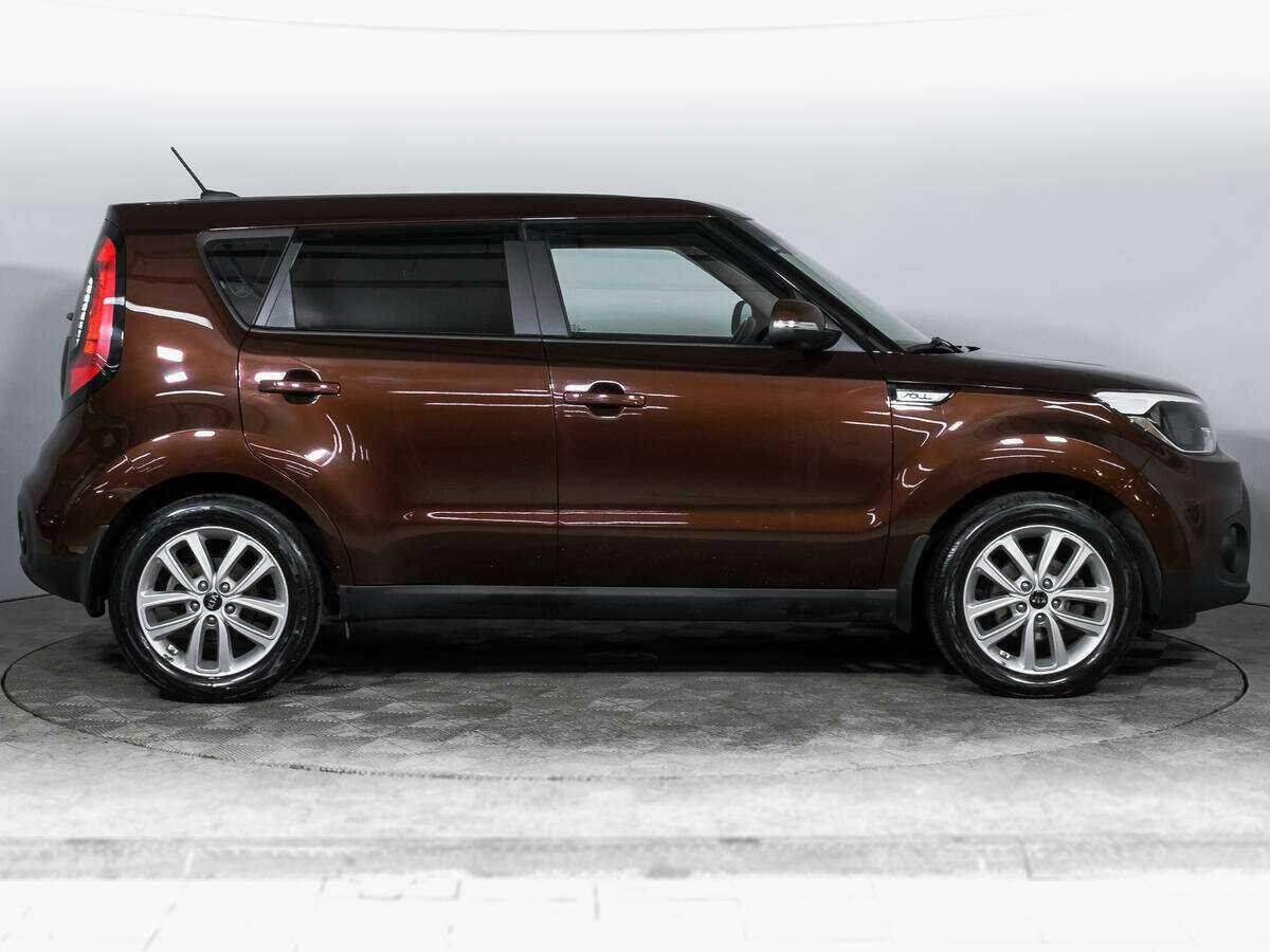 Купить Kia Soul с пробегом. Фото: #3