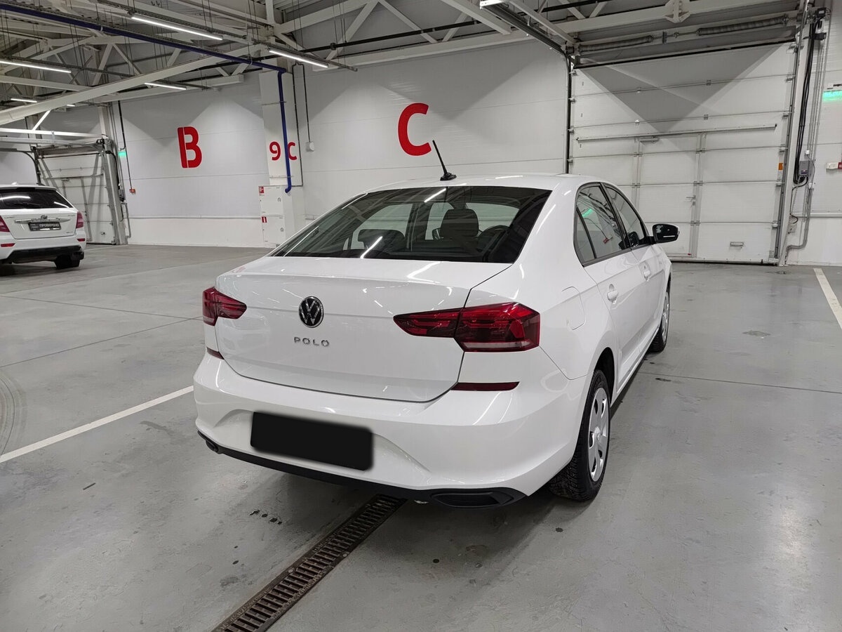 Купить Volkswagen Polo с пробегом. Фото: #4